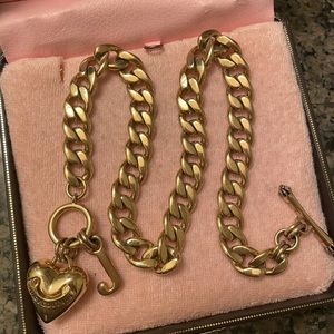 Juicy couture gold tone heart necklace